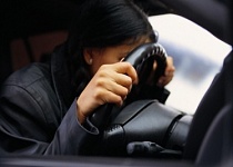 Что делать, если твою подругу задержал инспектор